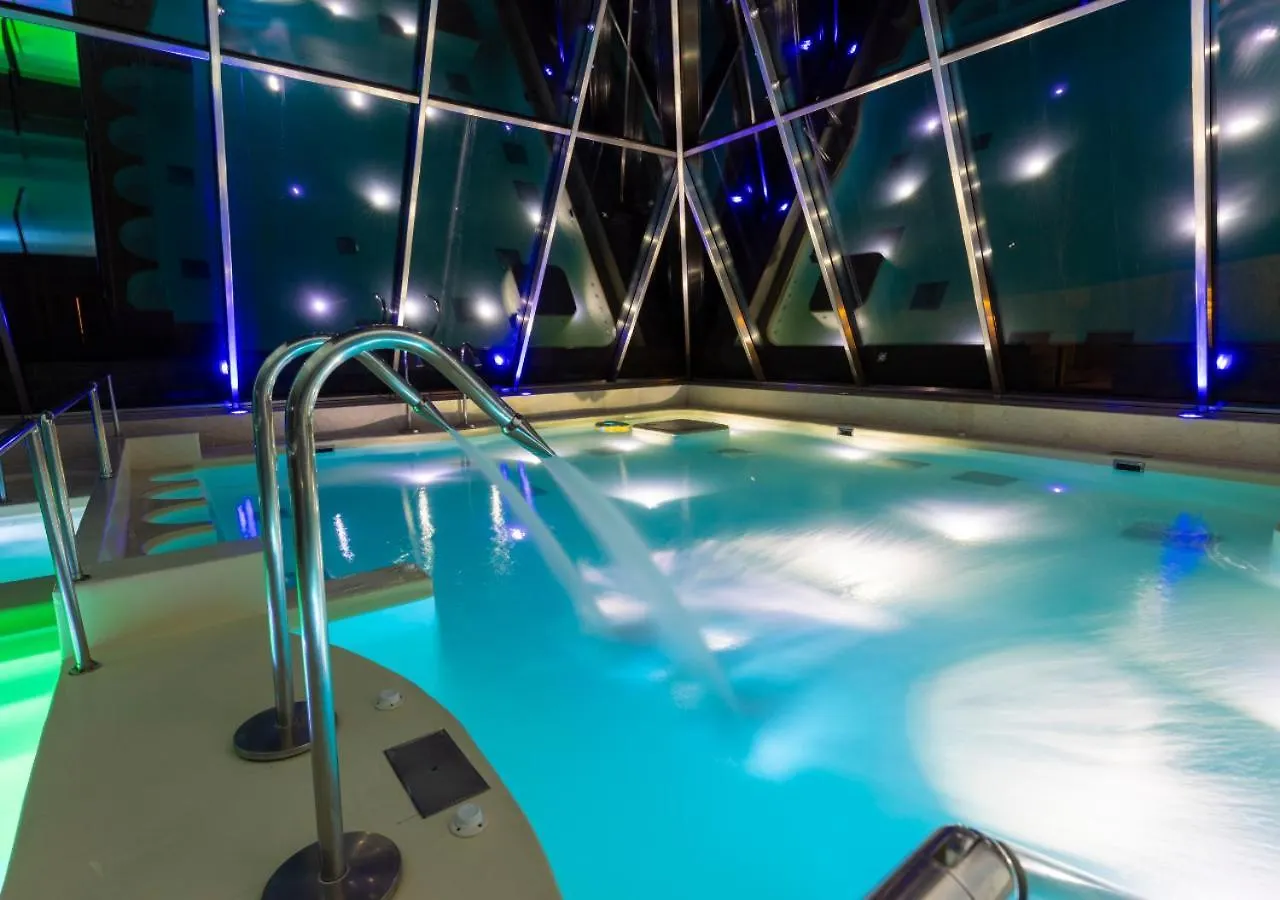 Val Di Luce Spa Resort Abetone Hotel
